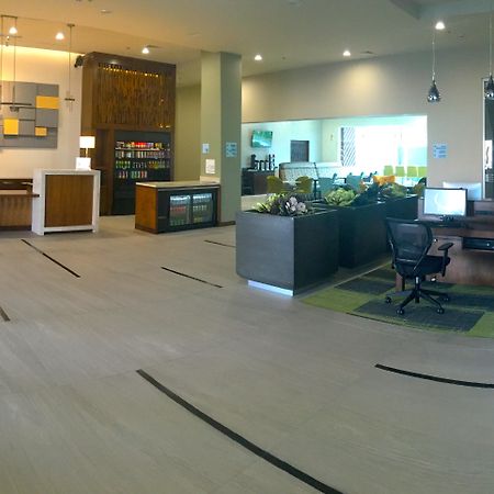 Holiday Inn Express & Suites Mexicali By Ihg Ngoại thất bức ảnh