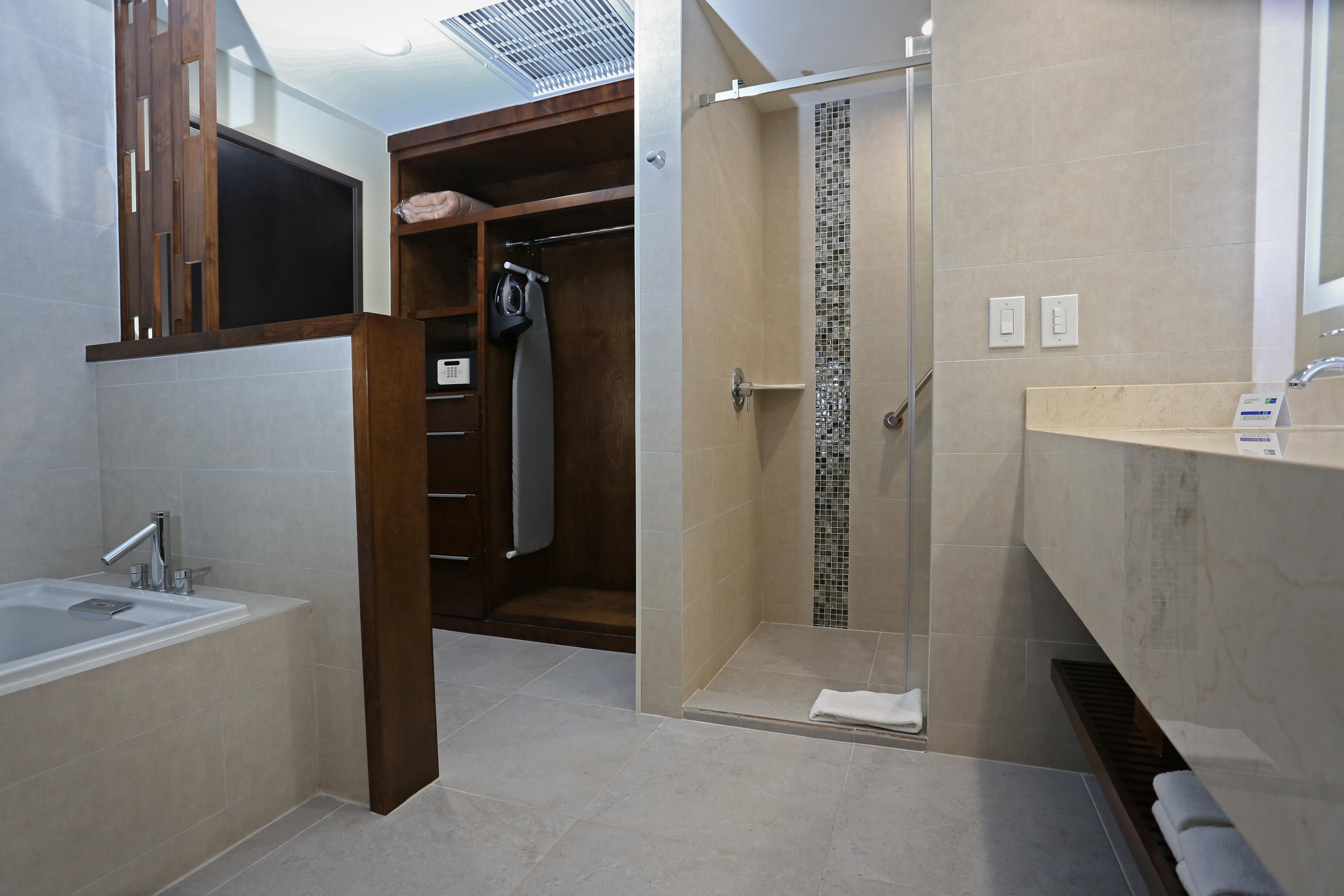 Holiday Inn Express & Suites Mexicali By Ihg Ngoại thất bức ảnh