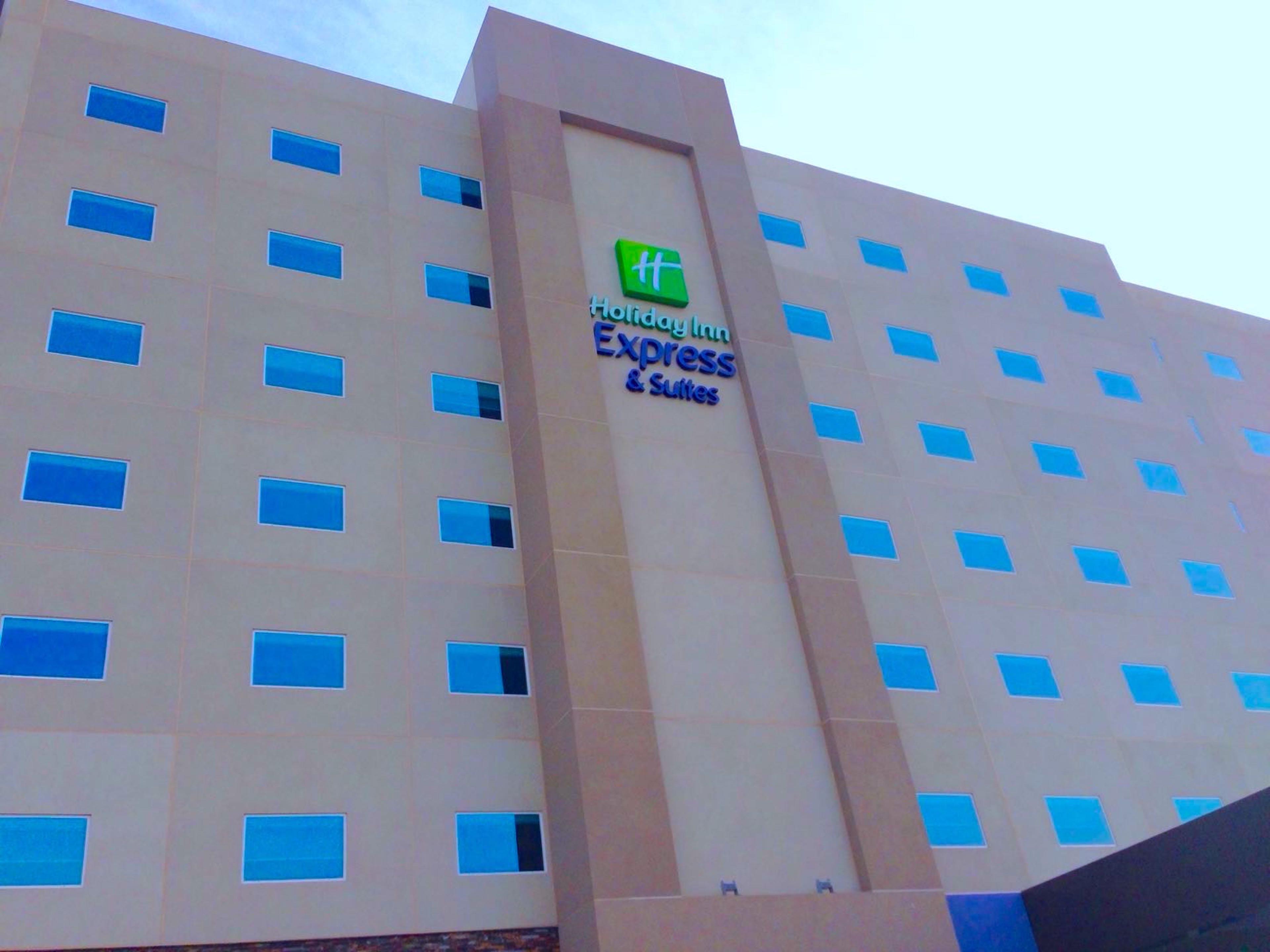 Holiday Inn Express & Suites Mexicali By Ihg Ngoại thất bức ảnh